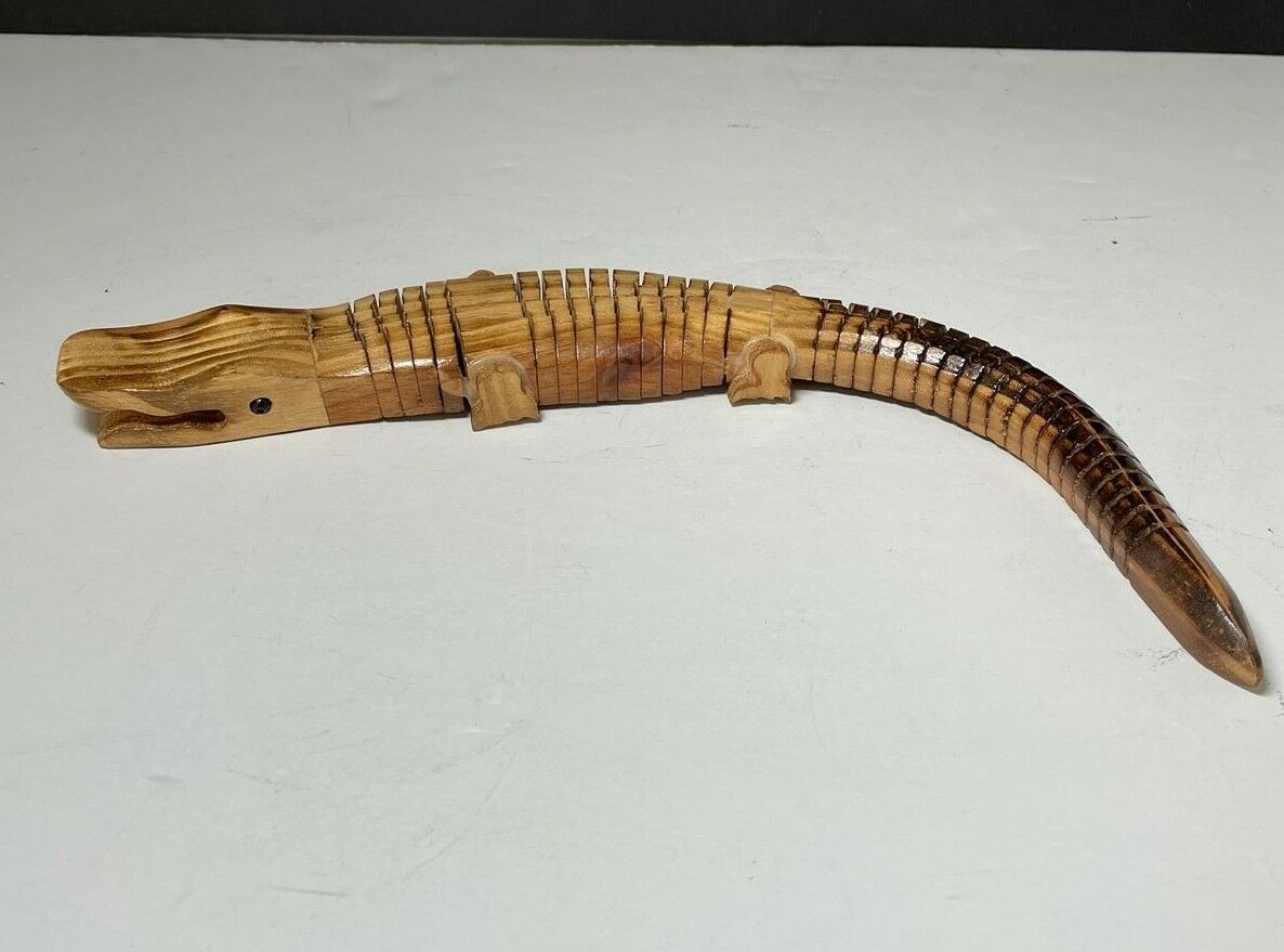 Vintage Alligator Wooden Crocodile Movable Articulating Bendable Hand Carved Toy
