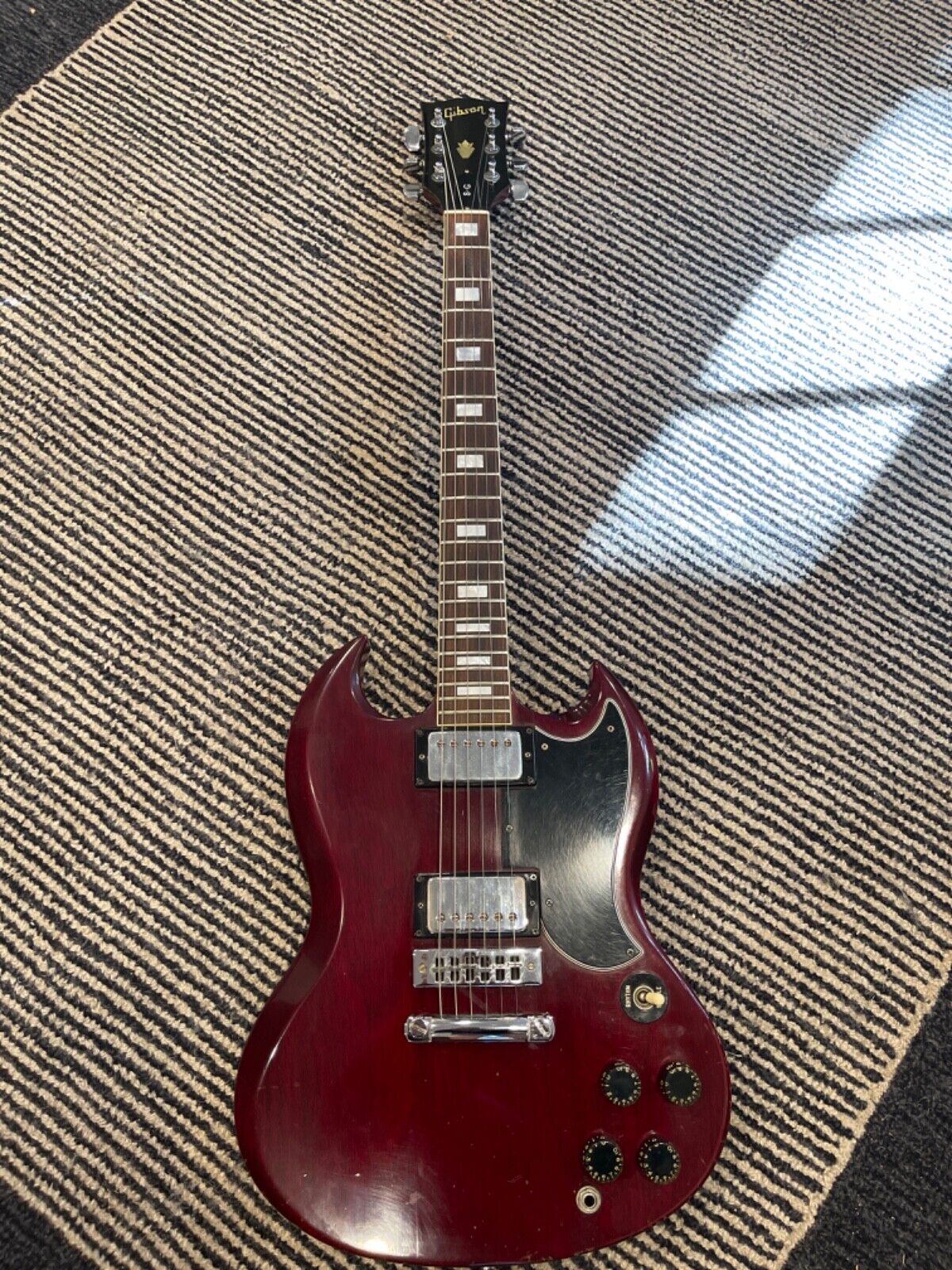 Gibson Sg Standard - 1976 Clean With No Breaks/repairs.  Light 7lbs .04 Oz